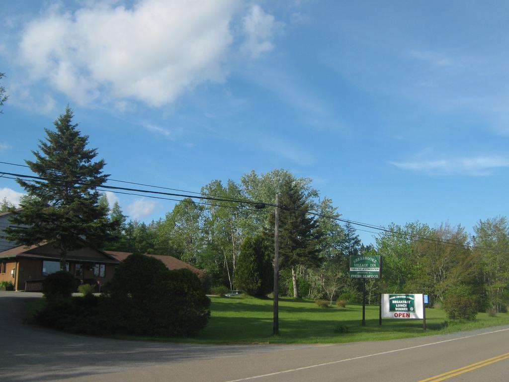 Sherbrooke Village Inn Экстерьер фото